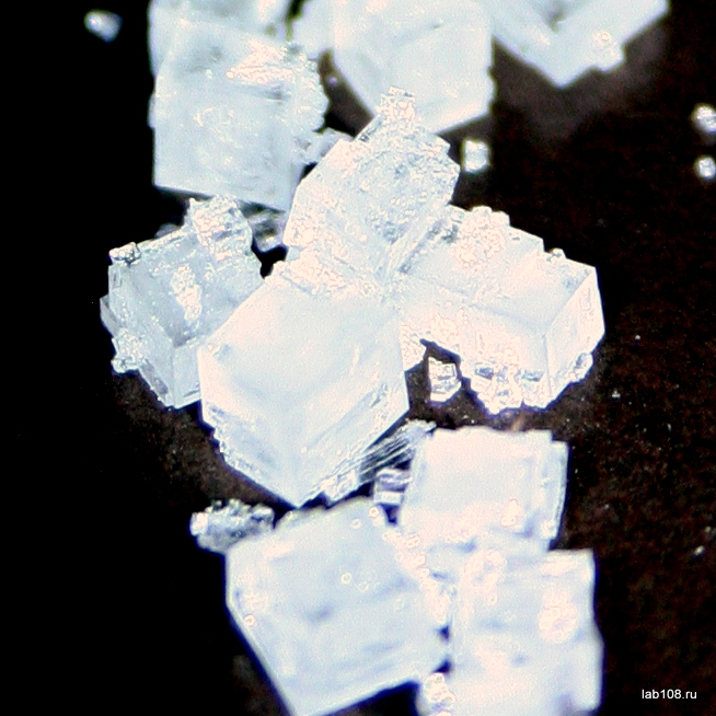 Кристаллики морской соли